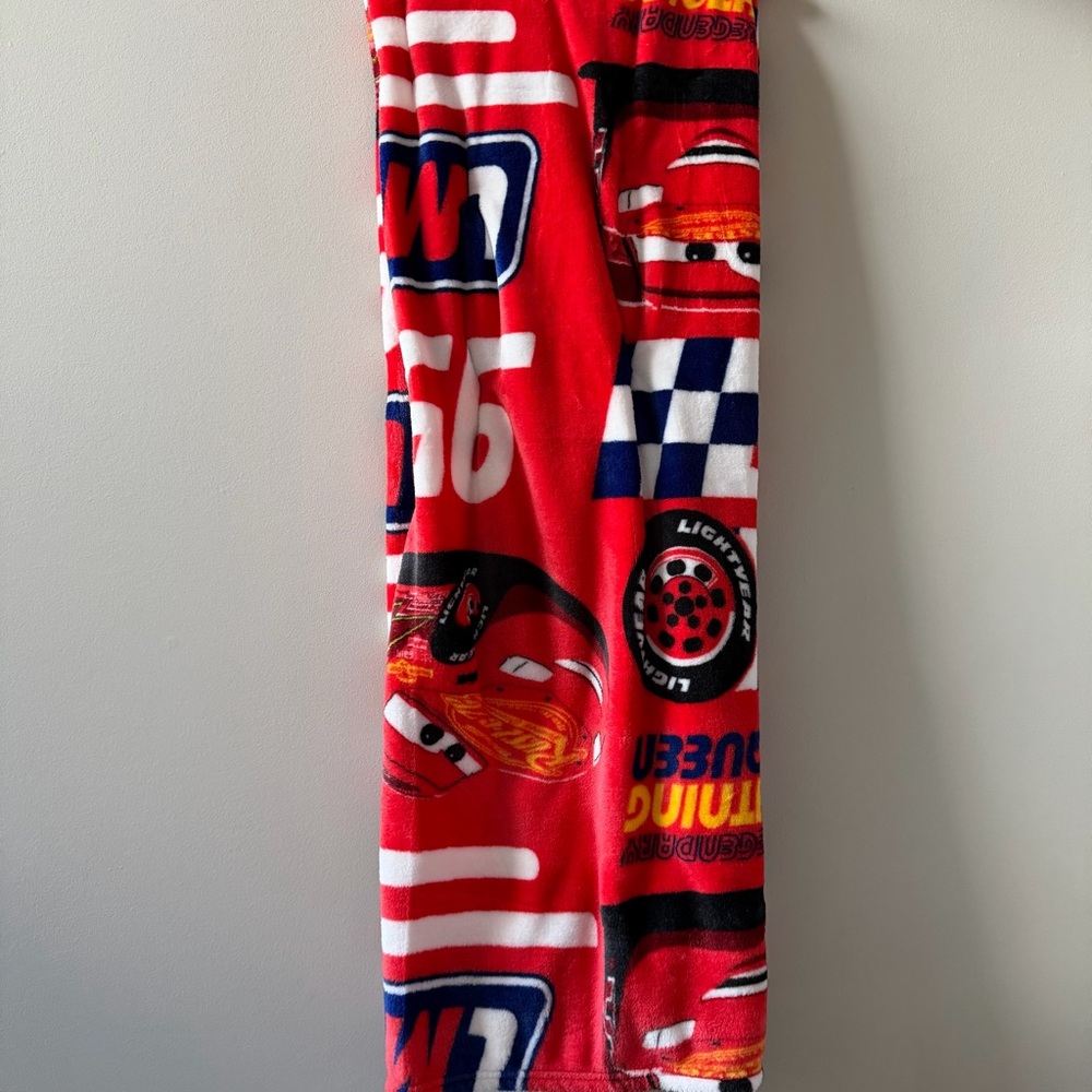 Disney Cars Blanket NEW Plush Fleece Throw Pixar Lightning McQueen Gift Race 95 - Picture 5 of 5